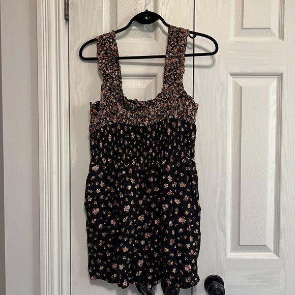 American Eagle Romper - Picture 1 of 5